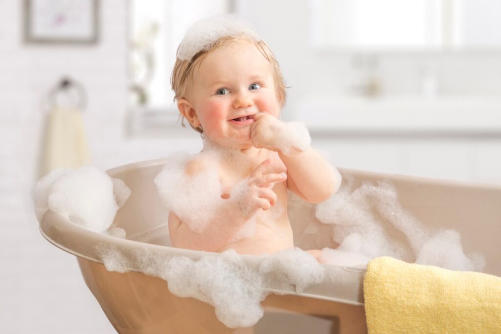 Bebek Banyosu: En Doğru Yöntemler!